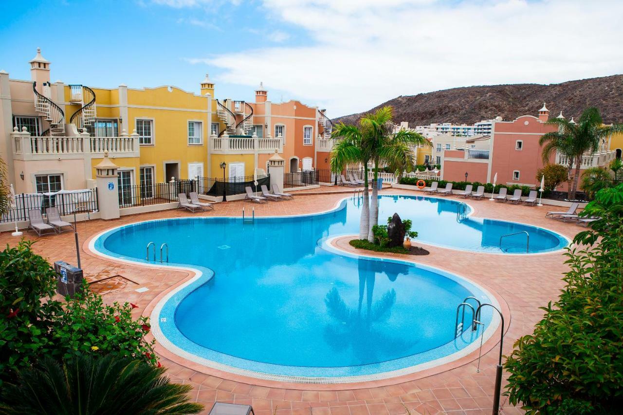 Duplex 2 Bedrooms For You With Air Conditioner Palm-mar Dış mekan fotoğraf